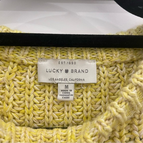 Lucky Brand Light Yellow Cable‎ Knit Sweater size Medium - Picture 3 of 8